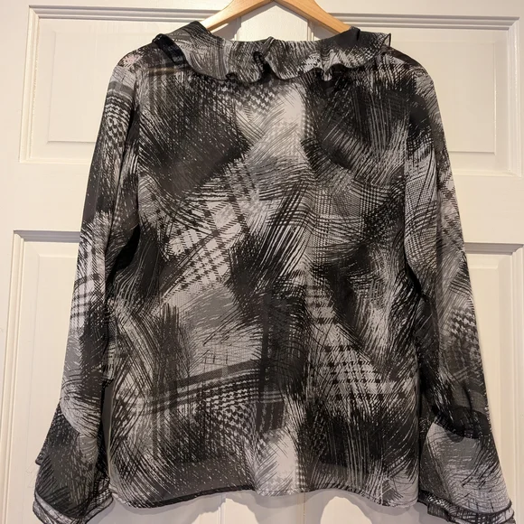 Chico's Sheer Black White Bell Sleeves Size 1 Ruffled Blouse Y2K 90s Artsy - Picture 5 of 9